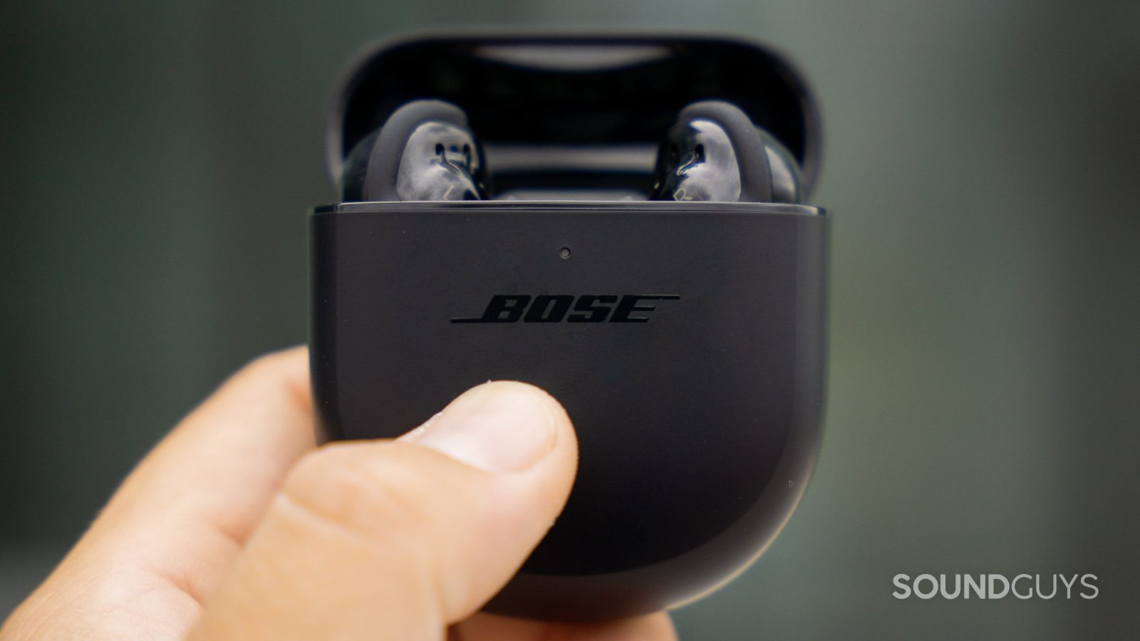 Fix Bose Earbuds Not Charging