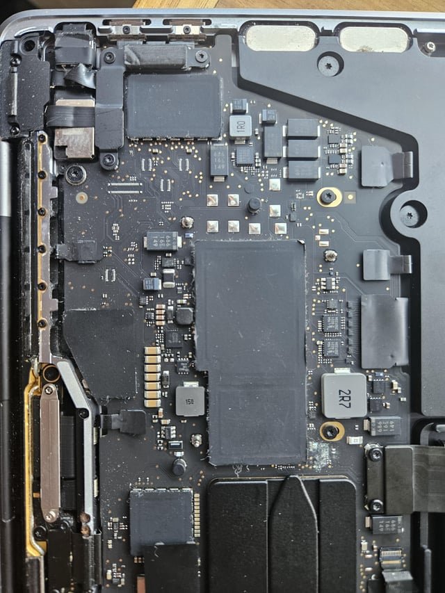 Apple Macbook Pro 13-Inch (M1, 2020) Troubleshooting