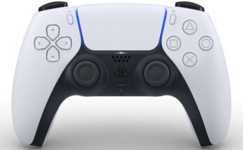 How Many Controllers Come With Ps5