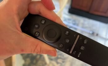 How To Open A Samsung Remote