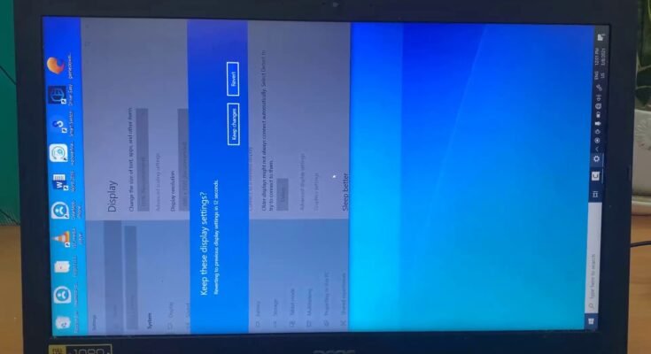 How To Rotate Screen On Acer Laptop