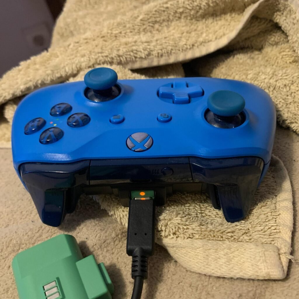 Xbox One Controller Vibrates When Plugged In