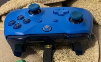 Xbox One Controller Vibrates When Plugged In